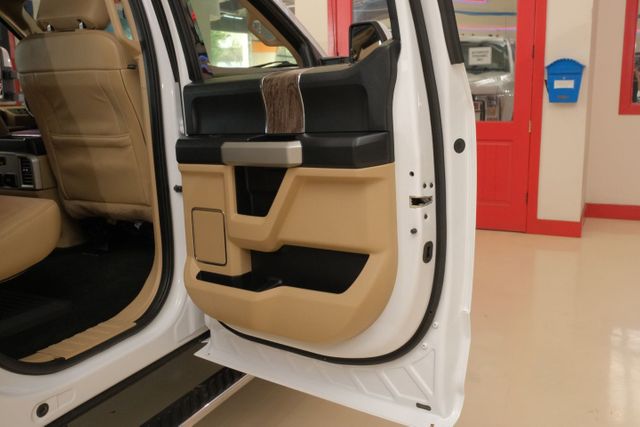 2017 Ford F-350 Super Duty Lariat | Addison, TX | Mr Car Guys