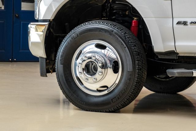 2017 Ford F-350 Super Duty Lariat | Addison, TX | Mr Car Guys