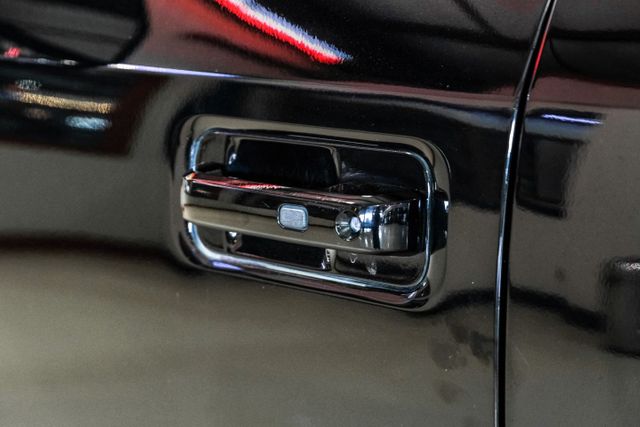 2017 Ford F-350 Super Duty Lariat | Addison, TX | Mr Car Guys