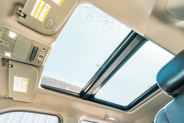 2017 Ford F-350 Super Duty Lariat ULTIMATE CREW CAB 4X4 / 6.7L / ONE TX OWNER | Austin, TX | Rocky Mountain Truck Stop Austin 2017 Ford F-350 Super Duty Lariat ULTIMATE CREW CAB 4X4 / 6.7L / ONE TX OWNER | Austin, TX | Rocky Mountain Truck Stop Austin