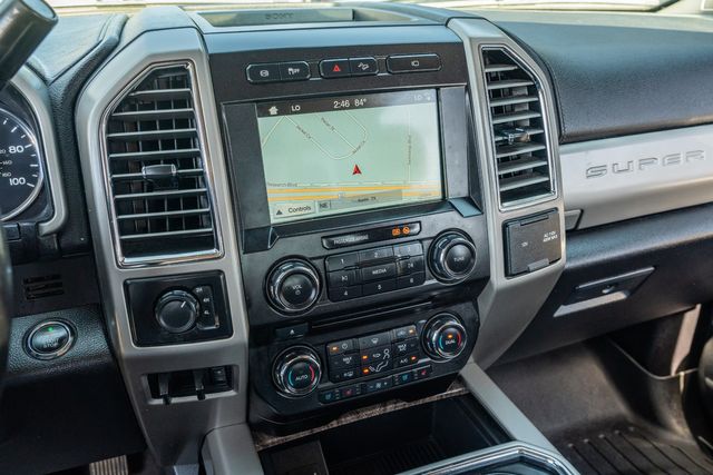 2017 Ford F-350 Super Duty Lariat ULTIMATE CREW CAB 4X4 / 6.7L / ONE TX OWNER | Austin, TX | Rocky Mountain Truck Stop Austin