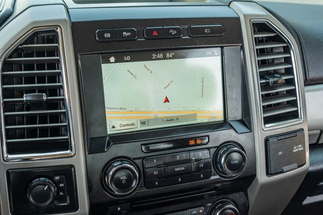 2017 Ford F-350 Super Duty Lariat ULTIMATE CREW CAB 4X4 / 6.7L / ONE TX OWNER | Austin, TX | Rocky Mountain Truck Stop Austin