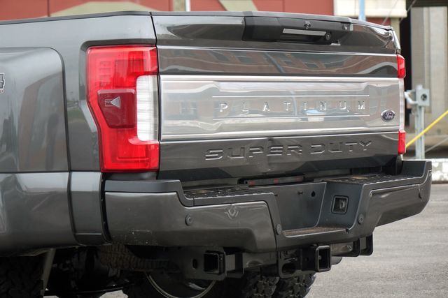 2017 Ford F-350 Super Duty Platinum | Carrollton, TX | Perfect Motorcars 2017 Ford F-350 Super Duty Platinum | Carrollton, TX | Perfect Motorcars