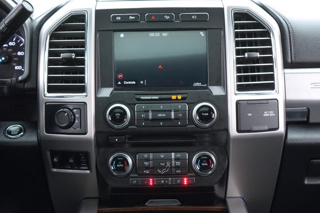 2017 Ford F-350 Super Duty Platinum | Carrollton, TX | Perfect Motorcars 2017 Ford F-350 Super Duty Platinum | Carrollton, TX | Perfect Motorcars