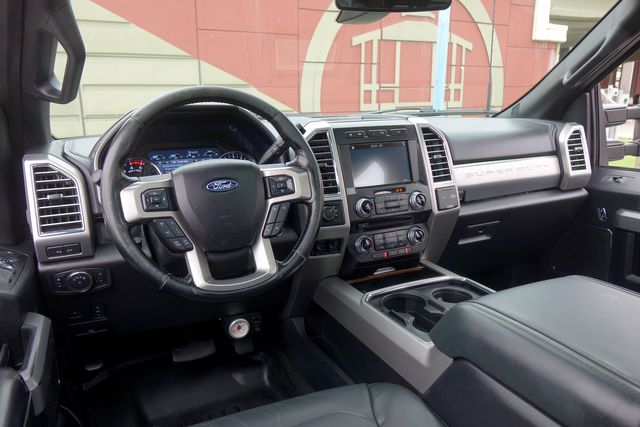 2017 Ford F-350 Super Duty Platinum | Carrollton, TX | Perfect Motorcars 2017 Ford F-350 Super Duty Platinum | Carrollton, TX | Perfect Motorcars