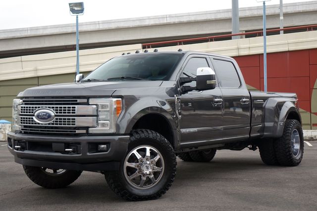 2017 Ford F-350 Super Duty Platinum | Carrollton, TX | Perfect Motorcars 2017 Ford F-350 Super Duty Platinum | Carrollton, TX | Perfect Motorcars