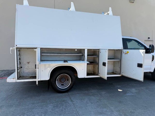 2017 Ford F-350 Super Duty XL 4x2 2dr Regular Cab 169 in. WB DRW Chassis | Houston, TX | Houston Auto Credit 2017 Ford F-350 Super Duty XL 4x2 2dr Regular Cab 169 in. WB DRW Chassis | Houston, TX | Houston Auto Credit