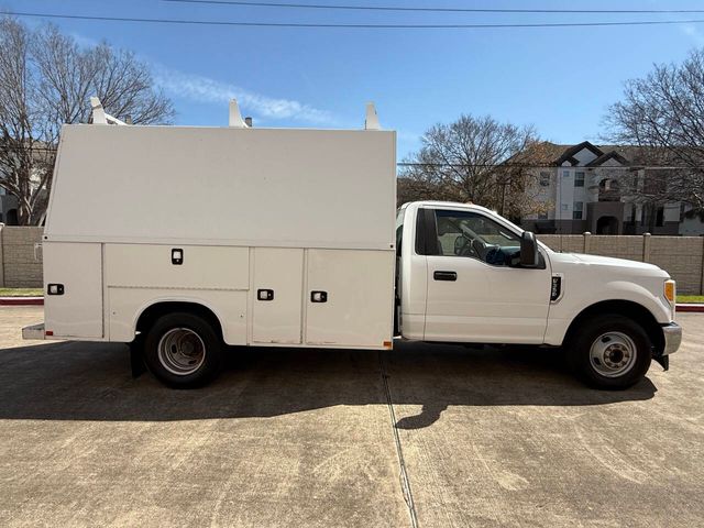 2017 Ford F-350 Super Duty XL 4x2 2dr Regular Cab 169 in. WB DRW Chassis | Houston, TX | Houston Auto Credit 2017 Ford F-350 Super Duty XL 4x2 2dr Regular Cab 169 in. WB DRW Chassis | Houston, TX | Houston Auto Credit