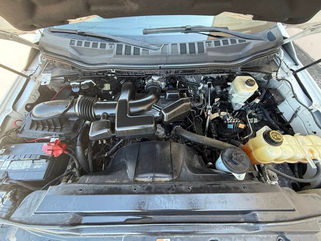 2017 Ford F-350 Super Duty XL 4x2 2dr Regular Cab 169 in. WB DRW Chassis | Houston, TX | Houston Auto Credit 2017 Ford F-350 Super Duty XL 4x2 2dr Regular Cab 169 in. WB DRW Chassis | Houston, TX | Houston Auto Credit