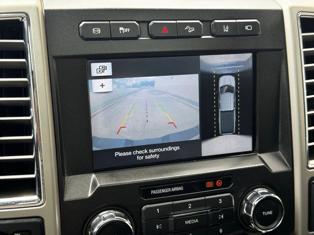 2017 Ford F-350 Super Duty Lariat 4x4 4dr Crew Cab 8 ft. LB SRW Pickup | Houston, TX | Houston Auto Credit 2017 Ford F-350 Super Duty Lariat 4x4 4dr Crew Cab 8 ft. LB SRW Pickup | Houston, TX | Houston Auto Credit