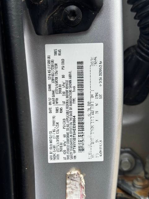 2017 Ford F-350 Super Duty Lariat 4x4 4dr Crew Cab 8 ft. LB SRW Pickup | Houston, TX | Houston Auto Credit 2017 Ford F-350 Super Duty Lariat 4x4 4dr Crew Cab 8 ft. LB SRW Pickup | Houston, TX | Houston Auto Credit