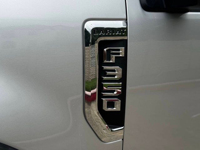 2017 Ford F-350 Super Duty Lariat 4x4 4dr Crew Cab 8 ft. LB SRW Pickup | Houston, TX | Houston Auto Credit 2017 Ford F-350 Super Duty Lariat 4x4 4dr Crew Cab 8 ft. LB SRW Pickup | Houston, TX | Houston Auto Credit