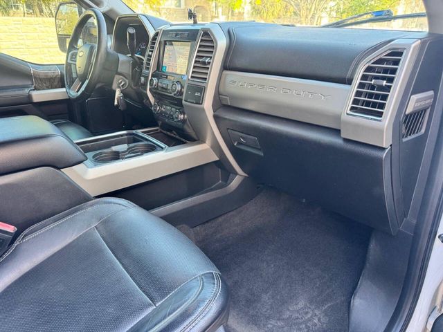 2017 Ford F-350 Super Duty Lariat 4x4 4dr Crew Cab 8 ft. LB DRW Pickup | Houston, TX | Houston Auto Credit