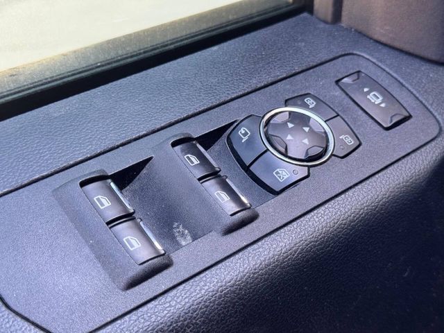 2017 Ford F-350 Super Duty Lariat 4x4 4dr Crew Cab 8 ft. LB DRW Pickup | Houston, TX | Houston Auto Credit 2017 Ford F-350 Super Duty Lariat 4x4 4dr Crew Cab 8 ft. LB DRW Pickup | Houston, TX | Houston Auto Credit