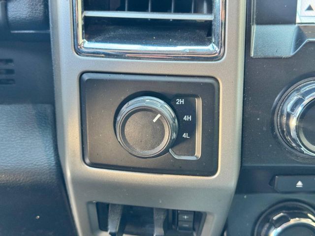 2017 Ford F-350 Super Duty Lariat 4x4 4dr Crew Cab 8 ft. LB DRW Pickup | Houston, TX | Houston Auto Credit