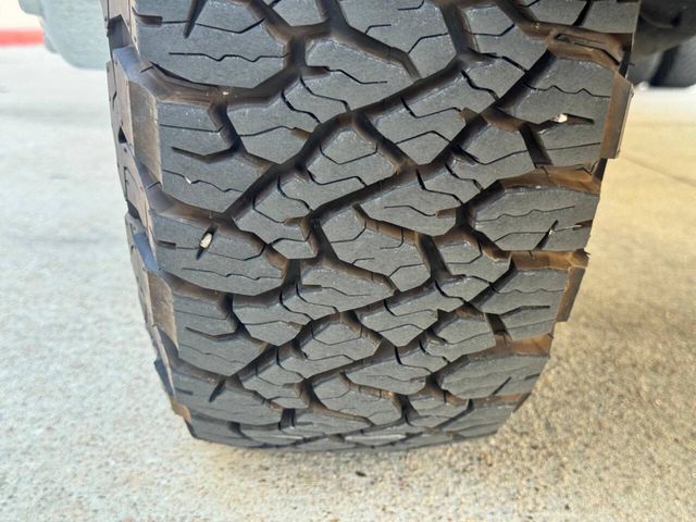 2017 Ford F-350 Super Duty Lariat 4x4 4dr Crew Cab 8 ft. LB DRW Pickup | Houston, TX | Houston Auto Credit 2017 Ford F-350 Super Duty Lariat 4x4 4dr Crew Cab 8 ft. LB DRW Pickup | Houston, TX | Houston Auto Credit