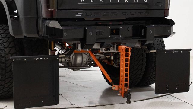 2017 Ford F-350 Super Duty Platinum 4x4 4dr Crew Cab 8 ft. LB DRW Pickup | Houston, TX | Houston Auto Credit