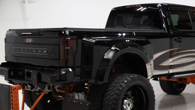 2017 Ford F-350 Super Duty Platinum 4x4 4dr Crew Cab 8 ft. LB DRW Pickup | Houston, TX | Houston Auto Credit