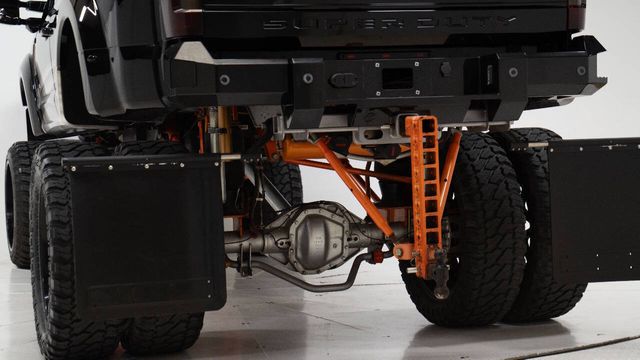 2017 Ford F-350 Super Duty Platinum 4x4 4dr Crew Cab 8 ft. LB DRW Pickup | Houston, TX | Houston Auto Credit