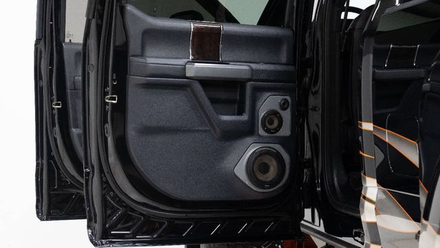 2017 Ford F-350 Super Duty Platinum 4x4 4dr Crew Cab 8 ft. LB DRW Pickup | Houston, TX | Houston Auto Credit