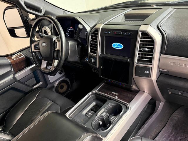2017 Ford F-350 Super Duty Platinum 4x4 4dr Crew Cab 8 ft. LB DRW Pickup | Houston, TX | Houston Auto Credit 2017 Ford F-350 Super Duty Platinum 4x4 4dr Crew Cab 8 ft. LB DRW Pickup | Houston, TX | Houston Auto Credit