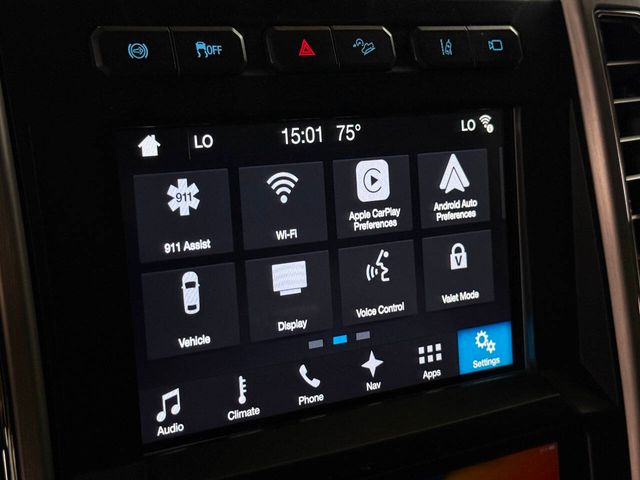 2017 Ford F-350 Super Duty Platinum 4x4 4dr Crew Cab 8 ft. LB DRW Pickup | Houston, TX | Houston Auto Credit 2017 Ford F-350 Super Duty Platinum 4x4 4dr Crew Cab 8 ft. LB DRW Pickup | Houston, TX | Houston Auto Credit