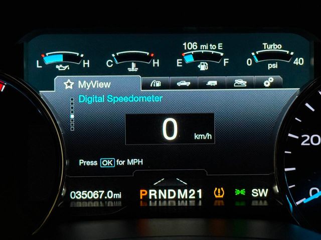 2017 Ford F-350 Super Duty Platinum 4x4 4dr Crew Cab 8 ft. LB DRW Pickup | Houston, TX | Houston Auto Credit 2017 Ford F-350 Super Duty Platinum 4x4 4dr Crew Cab 8 ft. LB DRW Pickup | Houston, TX | Houston Auto Credit