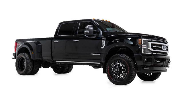2017 Ford F-350 Super Duty Platinum 4x4 4dr Crew Cab 8 ft. LB DRW Pickup | Houston, TX | Houston Auto Credit