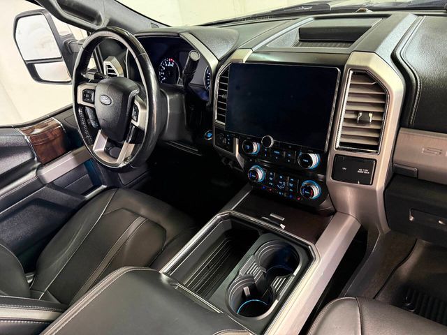 2017 Ford F-350 Super Duty Platinum 4x4 4dr Crew Cab 8 ft. LB DRW Pickup | Houston, TX | Houston Auto Credit