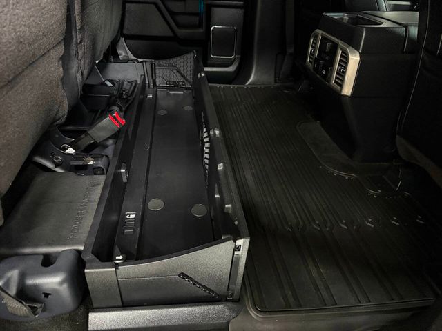 2017 Ford F-350 Super Duty Platinum 4x4 4dr Crew Cab 8 ft. LB DRW Pickup | Houston, TX | Houston Auto Credit 2017 Ford F-350 Super Duty Platinum 4x4 4dr Crew Cab 8 ft. LB DRW Pickup | Houston, TX | Houston Auto Credit