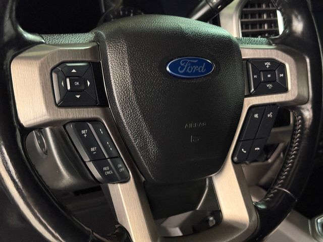 2017 Ford F-350 Super Duty Platinum 4x4 4dr Crew Cab 8 ft. LB DRW Pickup | Houston, TX | Houston Auto Credit