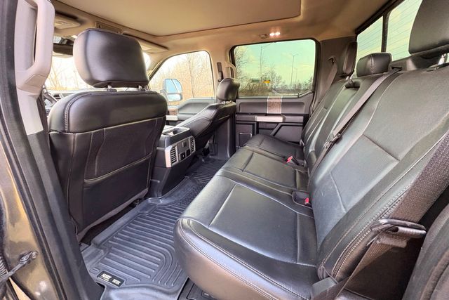 2017 Ford F-350 Super Duty Lariat | Roscoe, IL | Autoland Outlets 2017 Ford F-350 Super Duty Lariat | Roscoe, IL | Autoland Outlets