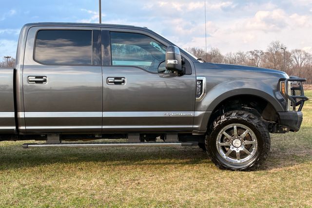 2017 Ford F-350 Super Duty Lariat | Roscoe, IL | Autoland Outlets 2017 Ford F-350 Super Duty Lariat | Roscoe, IL | Autoland Outlets