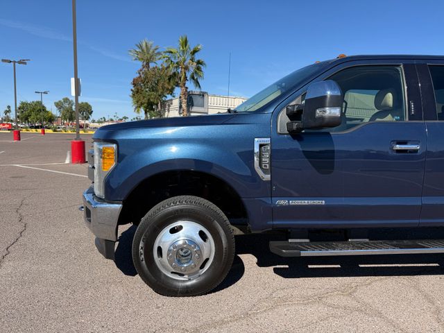 2017 Ford F-350 Super Duty Lariat