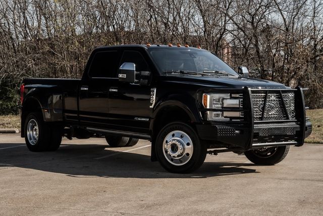 2017 Ford F-450 Super Duty Platinum DRW Heated/Cooled Memory Seats Moonroof 2017 Ford F-450 Super Duty Platinum DRW Heated/Cooled Memory Seats Moonroof