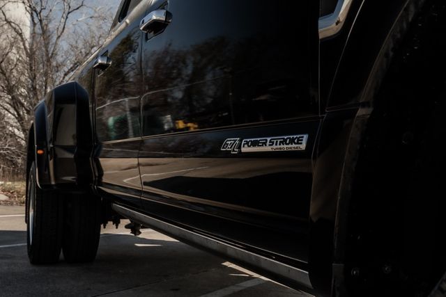 2017 Ford F-450 Super Duty Platinum DRW Heated/Cooled Memory Seats Moonroof 2017 Ford F-450 Super Duty Platinum DRW Heated/Cooled Memory Seats Moonroof