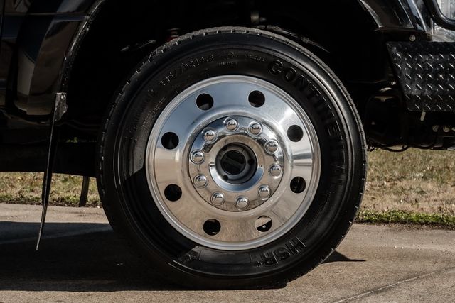 2017 Ford F-450 Super Duty Platinum DRW Heated/Cooled Memory Seats Moonroof 2017 Ford F-450 Super Duty Platinum DRW Heated/Cooled Memory Seats Moonroof