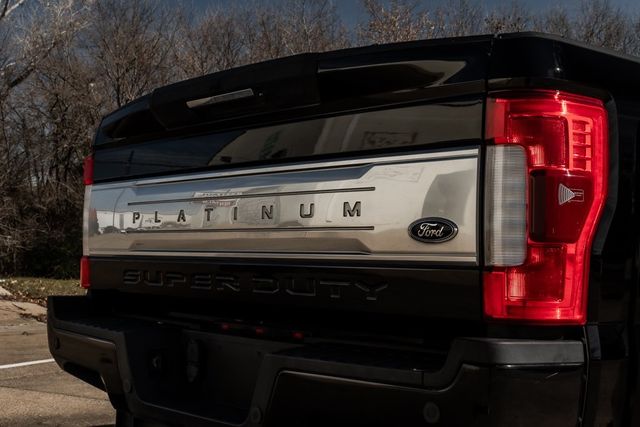 2017 Ford F-450 Super Duty Platinum DRW Heated/Cooled Memory Seats Moonroof 2017 Ford F-450 Super Duty Platinum DRW Heated/Cooled Memory Seats Moonroof