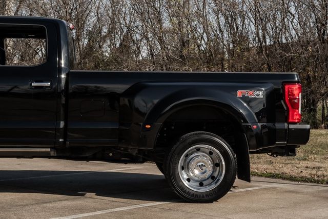 2017 Ford F-450 Super Duty Platinum DRW Heated/Cooled Memory Seats Moonroof 2017 Ford F-450 Super Duty Platinum DRW Heated/Cooled Memory Seats Moonroof