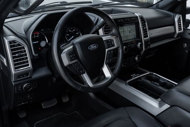 2017 Ford F-450 Super Duty Platinum DRW Heated/Cooled Memory Seats Moonroof 2017 Ford F-450 Super Duty Platinum DRW Heated/Cooled Memory Seats Moonroof