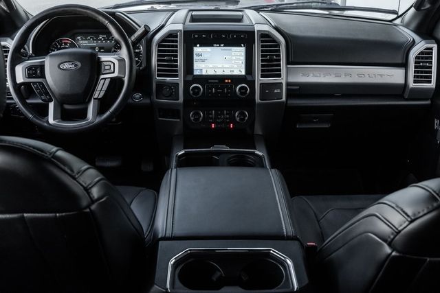 2017 Ford F-450 Super Duty Platinum DRW Heated/Cooled Memory Seats Moonroof 2017 Ford F-450 Super Duty Platinum DRW Heated/Cooled Memory Seats Moonroof