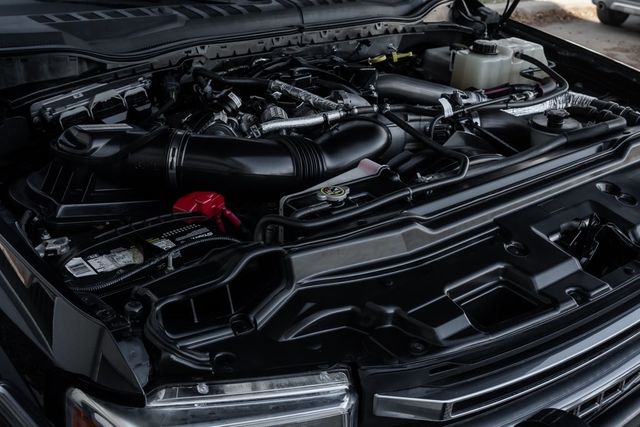 2017 Ford F-450 Super Duty Platinum DRW Heated/Cooled Memory Seats Moonroof 2017 Ford F-450 Super Duty Platinum DRW Heated/Cooled Memory Seats Moonroof