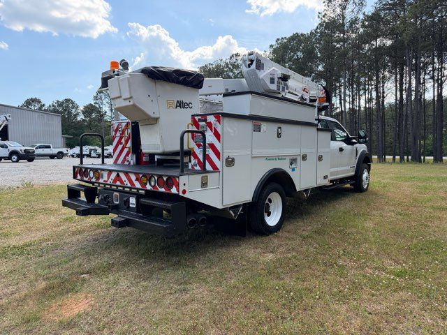 2017 Ford F-550 4x4 Super Duty Altec AT-40G