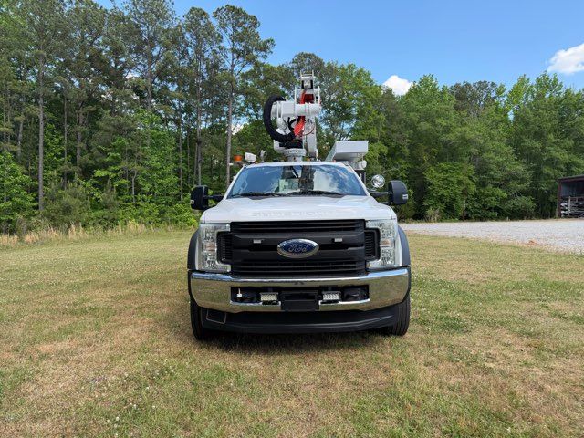 2017 Ford F-550 4x4 Super Duty Altec AT-40G