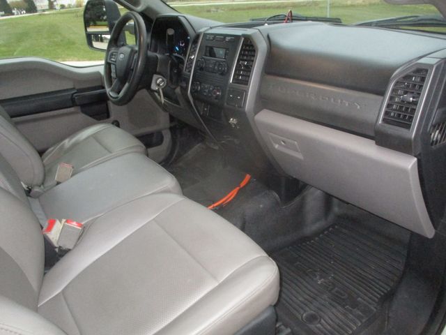 2017 Ford F-550 BUCKET TRUCK 92K MILES