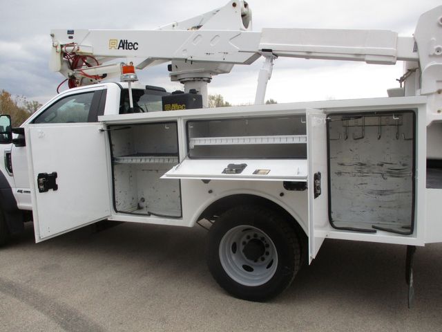 2017 Ford F-550 BUCKET TRUCK 92K MILES