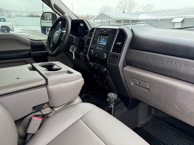 2017 Ford F350 DIESEL 4x4 Utility Bed | Canton, Ohio | Ohio Auto Warehouse LLC 2017 Ford F350 DIESEL 4x4 Utility Bed | Canton, Ohio | Ohio Auto Warehouse LLC