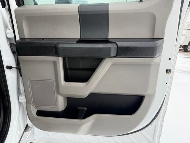 2017 Ford F350 DIESEL 4x4 Utility Bed | Canton, Ohio | Ohio Auto Warehouse LLC 2017 Ford F350 DIESEL 4x4 Utility Bed | Canton, Ohio | Ohio Auto Warehouse LLC