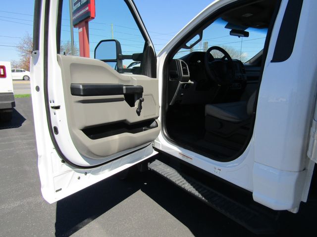 2017 Ford F450 12' Box Truck 2wd with Lift Gate