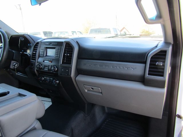 2017 Ford F450 12' Box Truck 2wd with Lift Gate